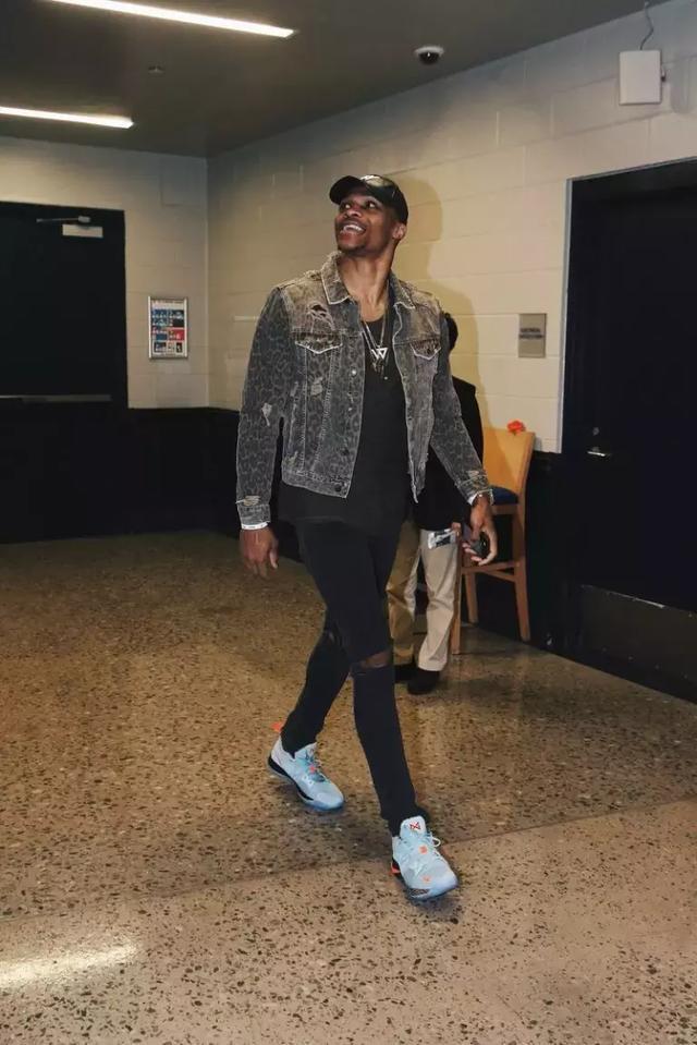 杂对局里更 杂对局里更